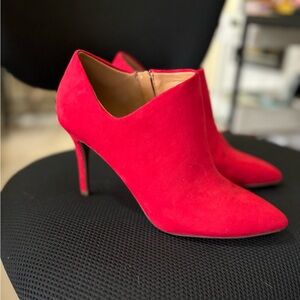 Jessica Simpson Red Suede Bootie, Size 7. New, never worn.